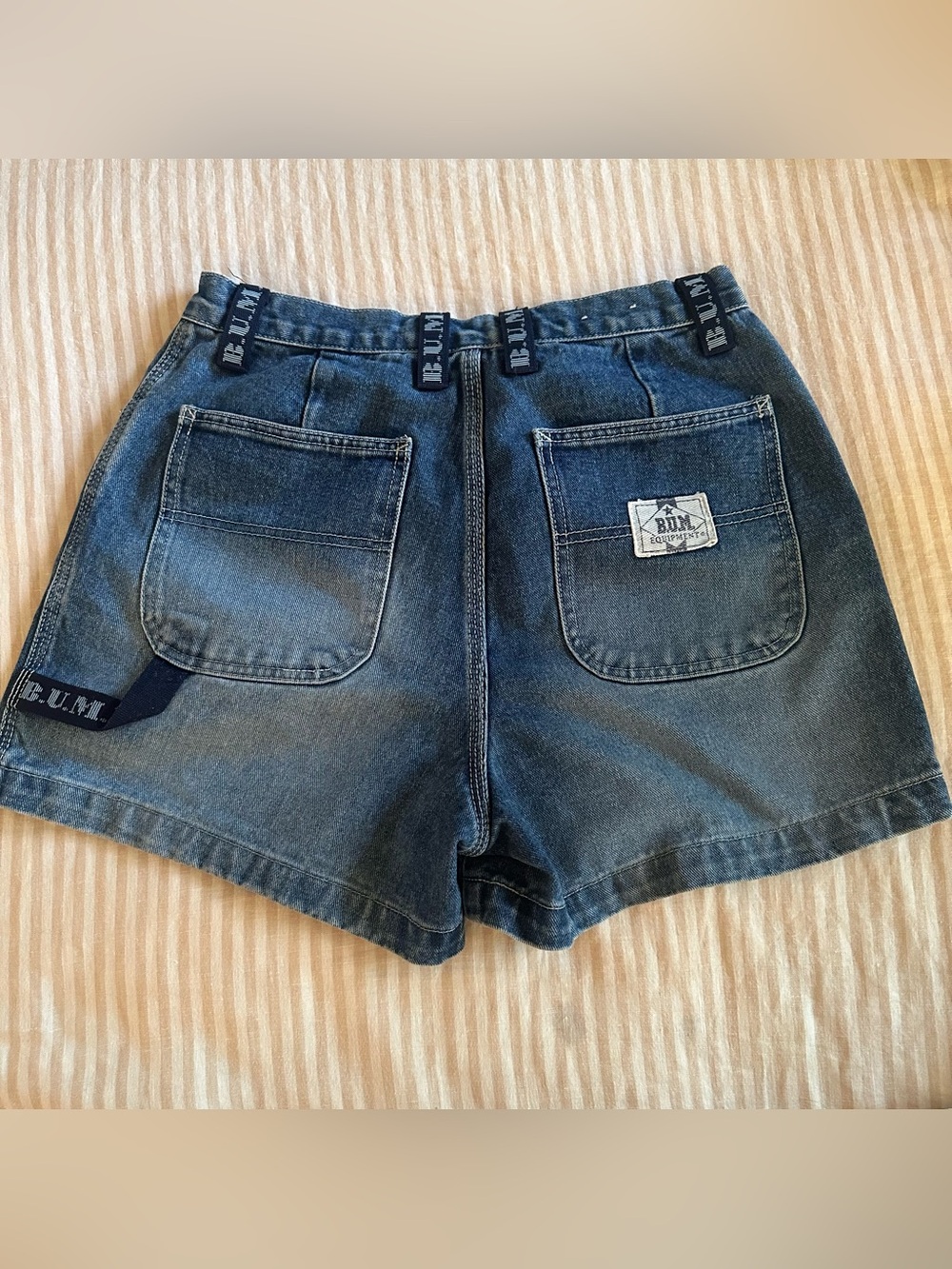 vintage b.u.m. equipment medium wash denim shorts / sz 13/14